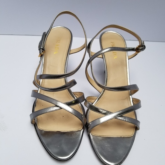 Authentic Prada Silver kitten heel - Picture 5 of 5